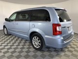 Used 2016 Chrysler Town & Country Touring image 6