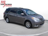 Used 2014 Toyota Sienna XLE image 3