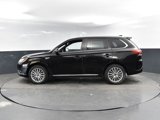 Used 2022 Mitsubishi Outlander 4WD Plug-In Hybrid image 5