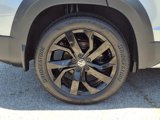 Certified 2022 Volkswagen Taos SE w/ IQ.Drive SE Package image 4