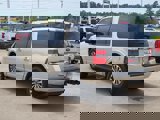 Used 2017 Ford Expedition XLT image 4