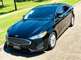 Used 2020 Ford Fusion SE image 2