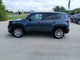 Used 2023 Jeep Renegade Latitude image 2