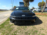 Used 2024 Hyundai Elantra SEL w/ Convenience Package image 3