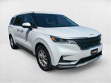 Used 2022 Kia Carnival LX image 3