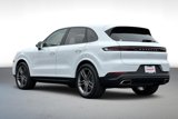 Certified 2025 Porsche Cayenne image 3