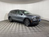 Used 2021 Volkswagen Tiguan SE image 2
