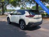 Used 2023 Nissan Rogue SL image 3