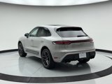 Used 2023 Porsche Macan image 3