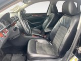 Used 2013 Volkswagen Passat TDI SEL Premium image 2