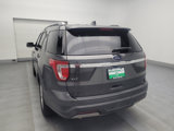 Used 2019 Ford Explorer XLT image 5