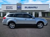 Used 2014 Subaru Outback 3.6R Limited image 2