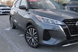 Used 2023 Nissan Kicks SV image 3