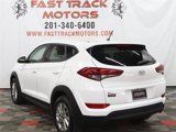 Used 2018 Hyundai Tucson SE image 4