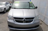 Used 2017 Dodge Grand Caravan SE image 3