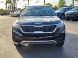 Used 2022 Kia Seltos LX image 3