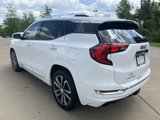 Used 2020 GMC Terrain Denali w/ Denali Premium Package image 3