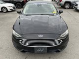Used 2019 Ford Fusion SE image 2