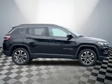 Used 2022 Jeep Compass Limited image 4