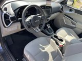 Used 2023 Kia Soul LX image 3