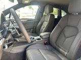 Used 2024 Porsche Macan image 5