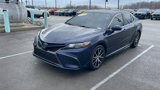 Used 2021 Toyota Camry SE image 3