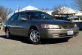 Used 1999 Toyota Camry LE image 2
