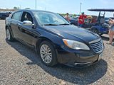 Used 2011 Chrysler 200 Limited image 3