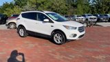 Used 2017 Ford Escape SE w/ Equipment Group 201A image 4