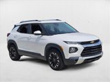 Used 2021 Chevrolet TrailBlazer LT w/ Sun and Liftgate Package image 3