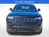 Used 2018 Jeep Grand Cherokee Laredo image 2