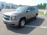 Used 2017 Chevrolet Suburban LT image 4