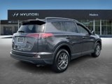 Used 2018 Toyota RAV4 LE image 4