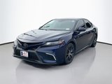 Used 2022 Toyota Camry SE image 2