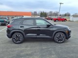 Used 2022 Chevrolet TrailBlazer LT w/ Convenience Package image 2