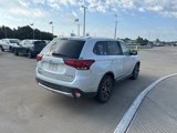 Used 2018 Mitsubishi Outlander SE image 5