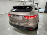 Used 2017 Jaguar F-PACE Prestige image 4