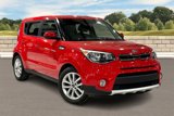 Used 2017 Kia Soul + image 2