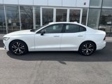 Certified 2024 Volvo S60 B5 Core image 2