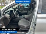 Used 2020 Hyundai Santa Fe SE image 5