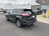 Used 2022 Ford Edge SEL w/ Convenience Package image 3