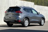 Used 2019 Nissan Rogue SV image 4