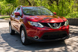 Used 2018 Nissan Rogue Sport SV w/ SV Technology Package image 2