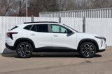 New 2025 Chevrolet Trax RS w/ Sunroof Package image 3