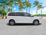 Used 2019 Dodge Grand Caravan SXT image 2