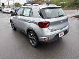 Used 2022 Hyundai Venue SEL image 4