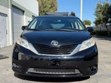 Used 2016 Toyota Sienna LE image 2