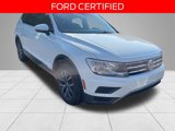Used 2019 Volkswagen Tiguan SE w/ Panoramic Sunroof Package image 2