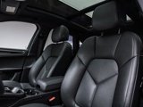 Certified 2025 Porsche Macan image 5