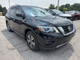 Used 2017 Nissan Pathfinder S image 3